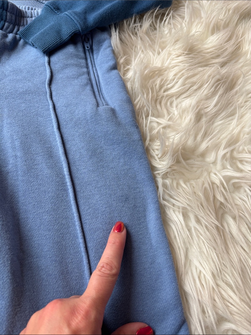 2 outfits - Picture 3 of 10